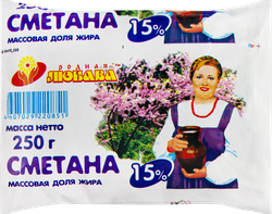 Сметана РОДНАЯ ЛЮБАВА 15%, без змж, 250г, крупный план
