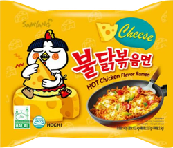 Лапша быстрого приготовления SAMYANG BULDAK со вкусом курицы и сыра, острая, 140г, крупный план