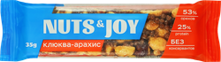 Батончик орехово-злаковый протеиновый NUTS&JOY Клюква-арахис, 35г, крупный план