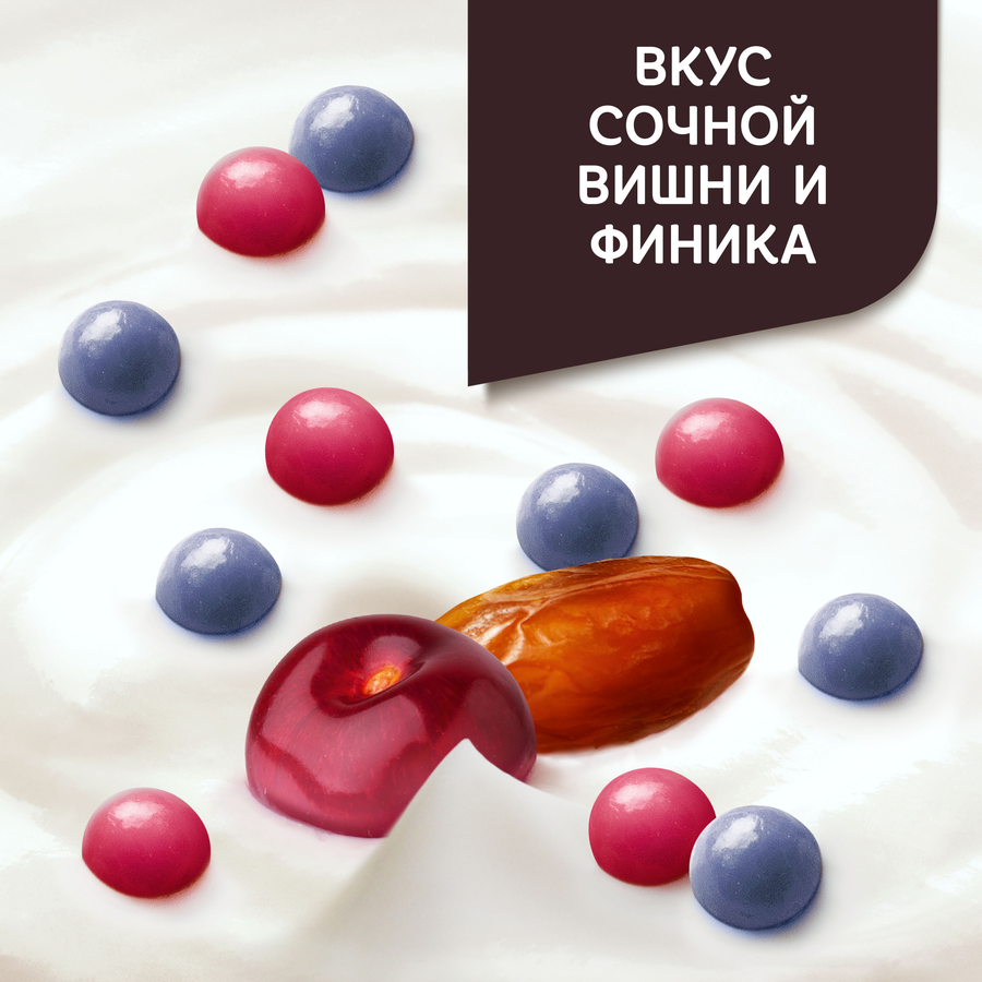 Йогурт ДАНИССИМО Фантазия Хрустящие шарики со вкусом вишни и финика 6,9%, без змж, 105г, превью